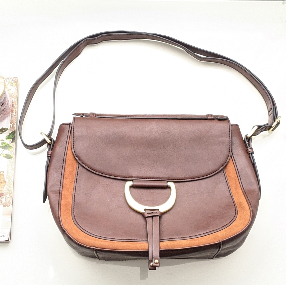 Updated Condition: London Fog Convertible Saddle Bag Purse